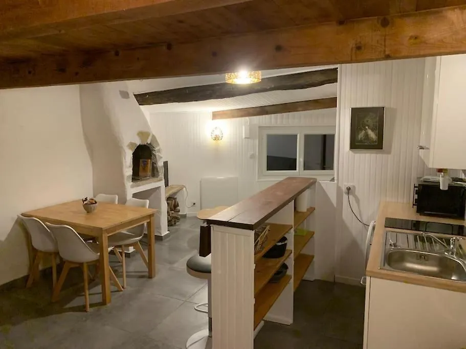 Appartement Superbe Duplex Vue Montagne. à Greolieres France